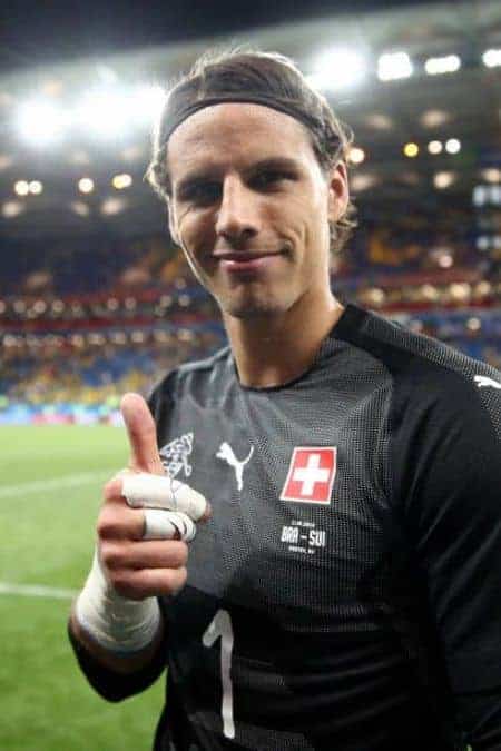 Yann Sommer Bio 2021 Update Early Life Clubs Stats Net Worth