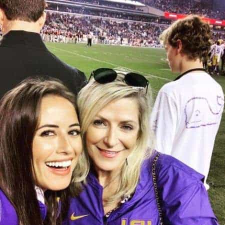 Kaylee Hartung With Her Mother