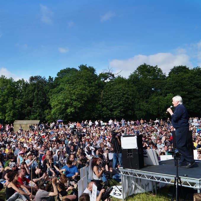 David Icke infront of the audience