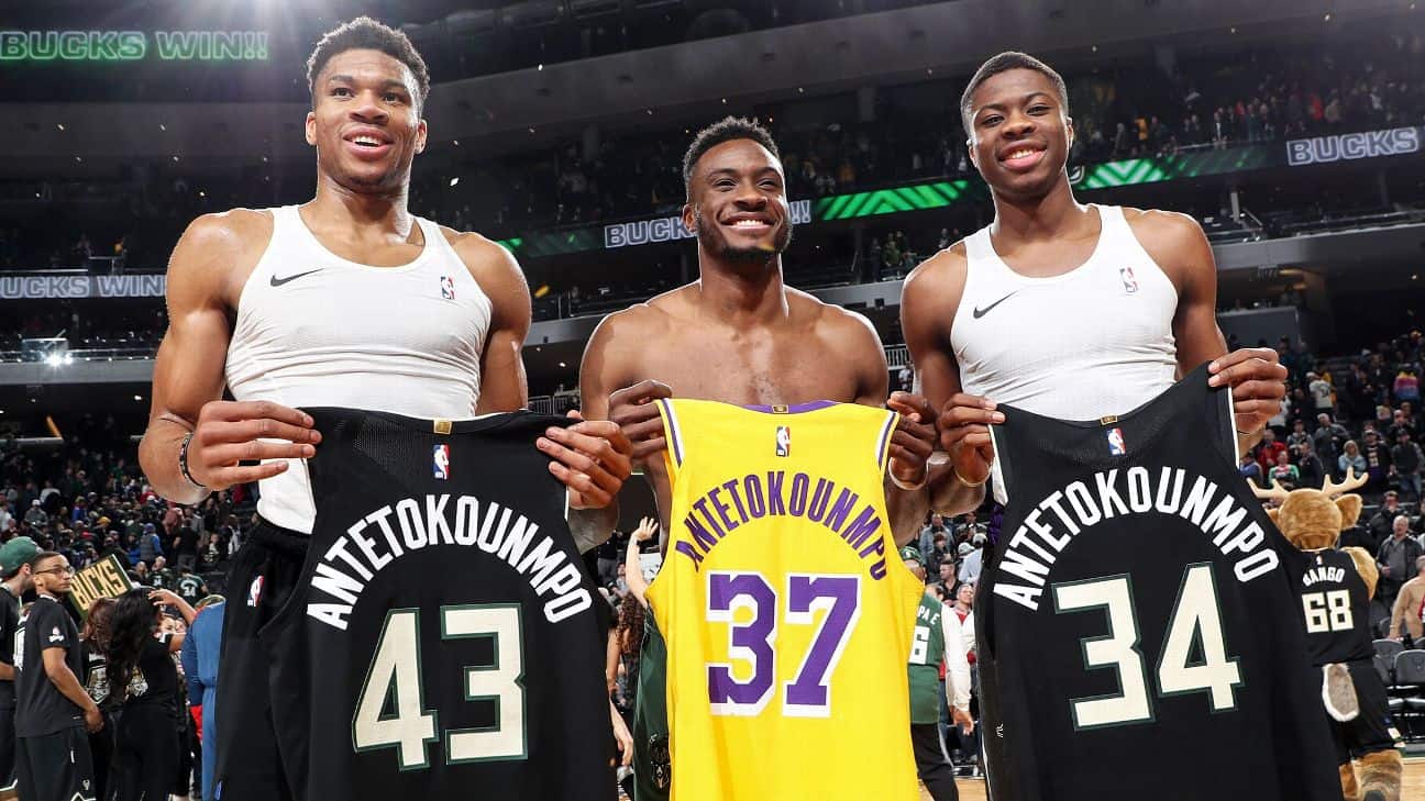 Giannis Antetokounmpo with his brothers