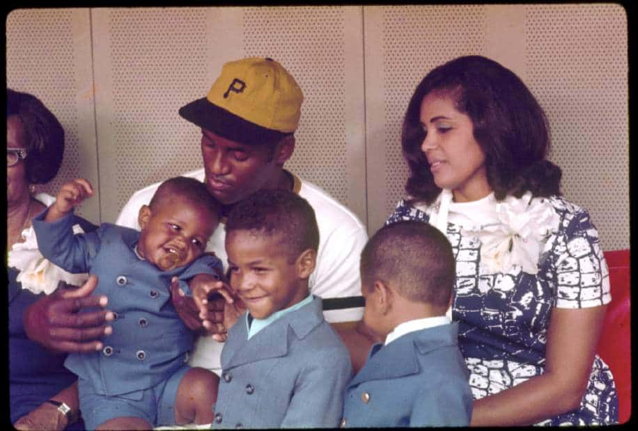 Roberto Clemente with his family
