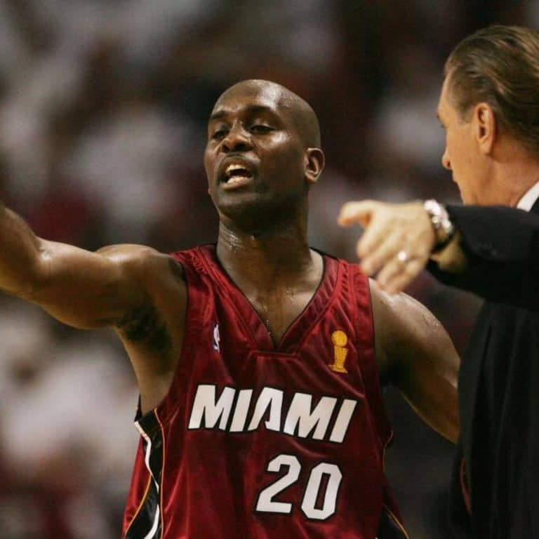 Gary Payton Bio [2022 Update] : Wife, Career, Education & Net worth