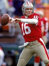 Joe Montana jouant au Super Bowl