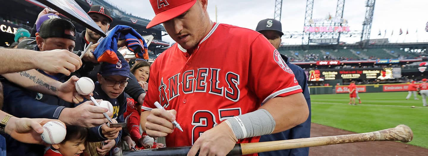 Mike Trout with his fans