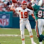 Joe Montana and Team playing at NFL
