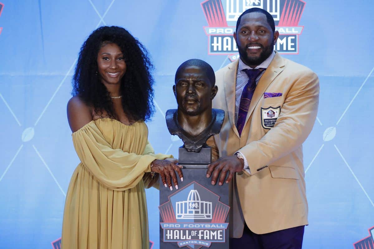 Ray Lewis with his precious award