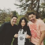 Oscar De La Hoya with his siblings