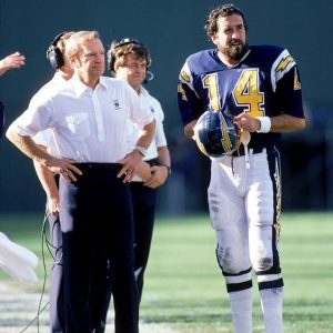 Dan Fouts with his coach Don Coryell.