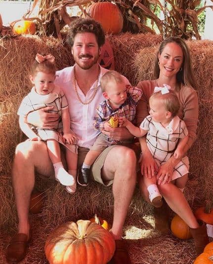 Giant Miles Mikolas's wife will have baby “next year or the year