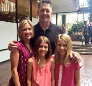 Hinch with Wife and Daughters