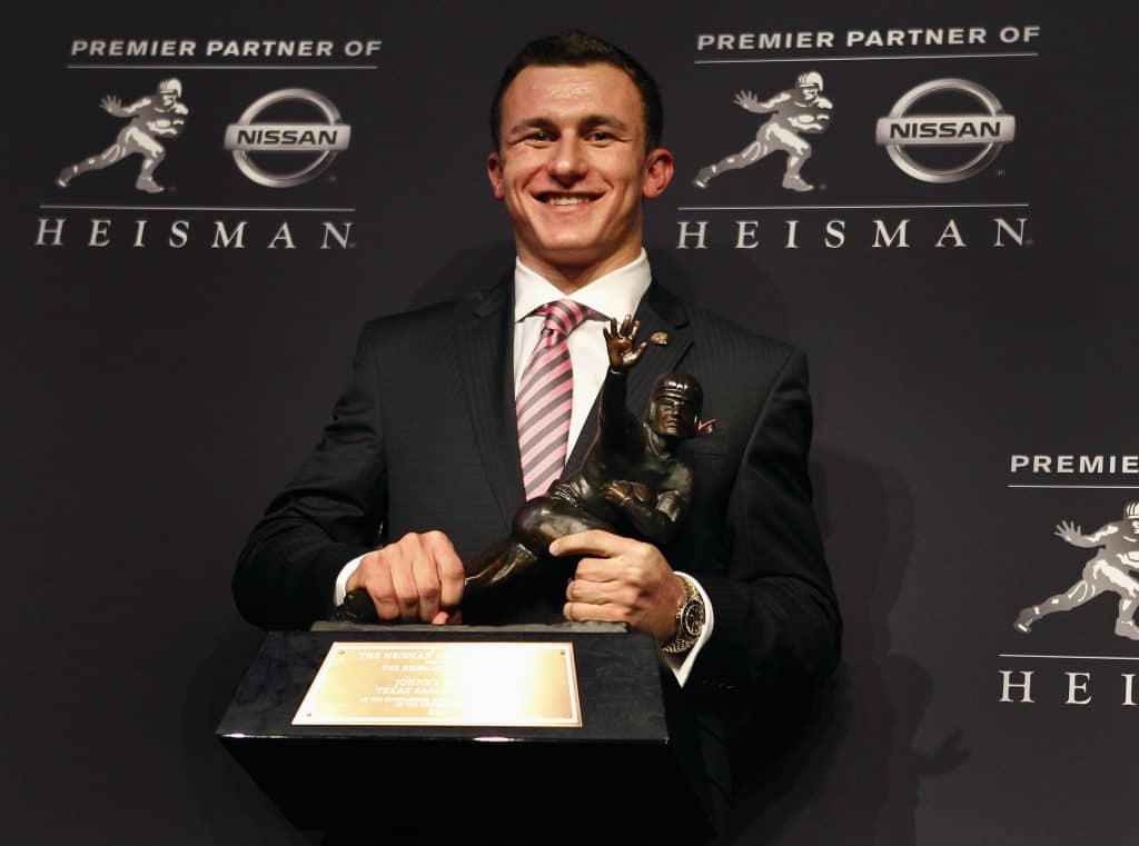 Manziel claims the Heisman Trophy