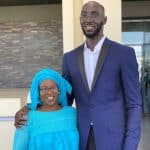 Tacko-fall-with-his-mother