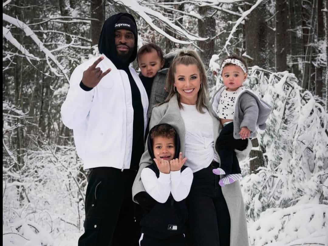 Terrence Brooks With His Wife And Kids