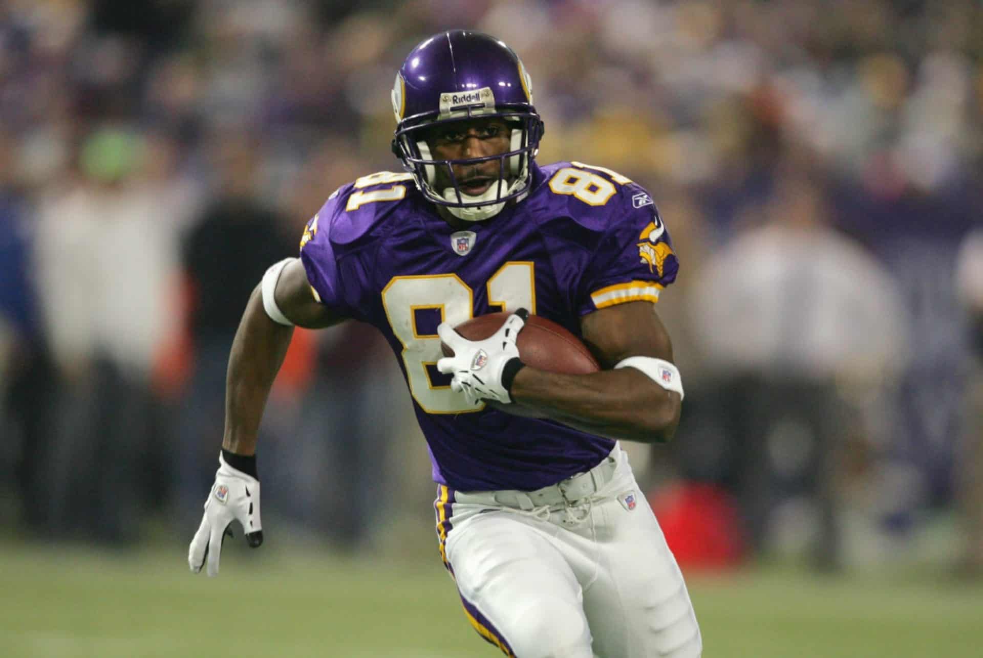 Nate Burleson Wife Stats Salary Vikings CBS NFL Players Bio nate-burleson-wife-stats-salary-vikings-cbs-nfl-players-bio