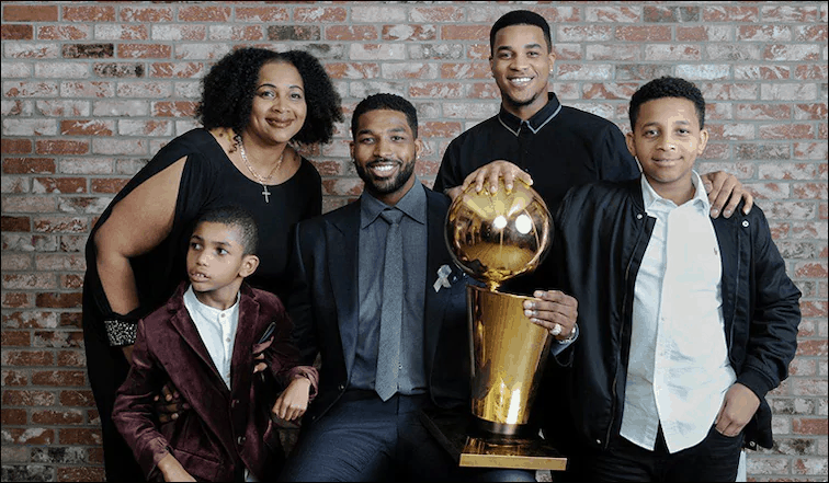 Tristan Thompson With His Family