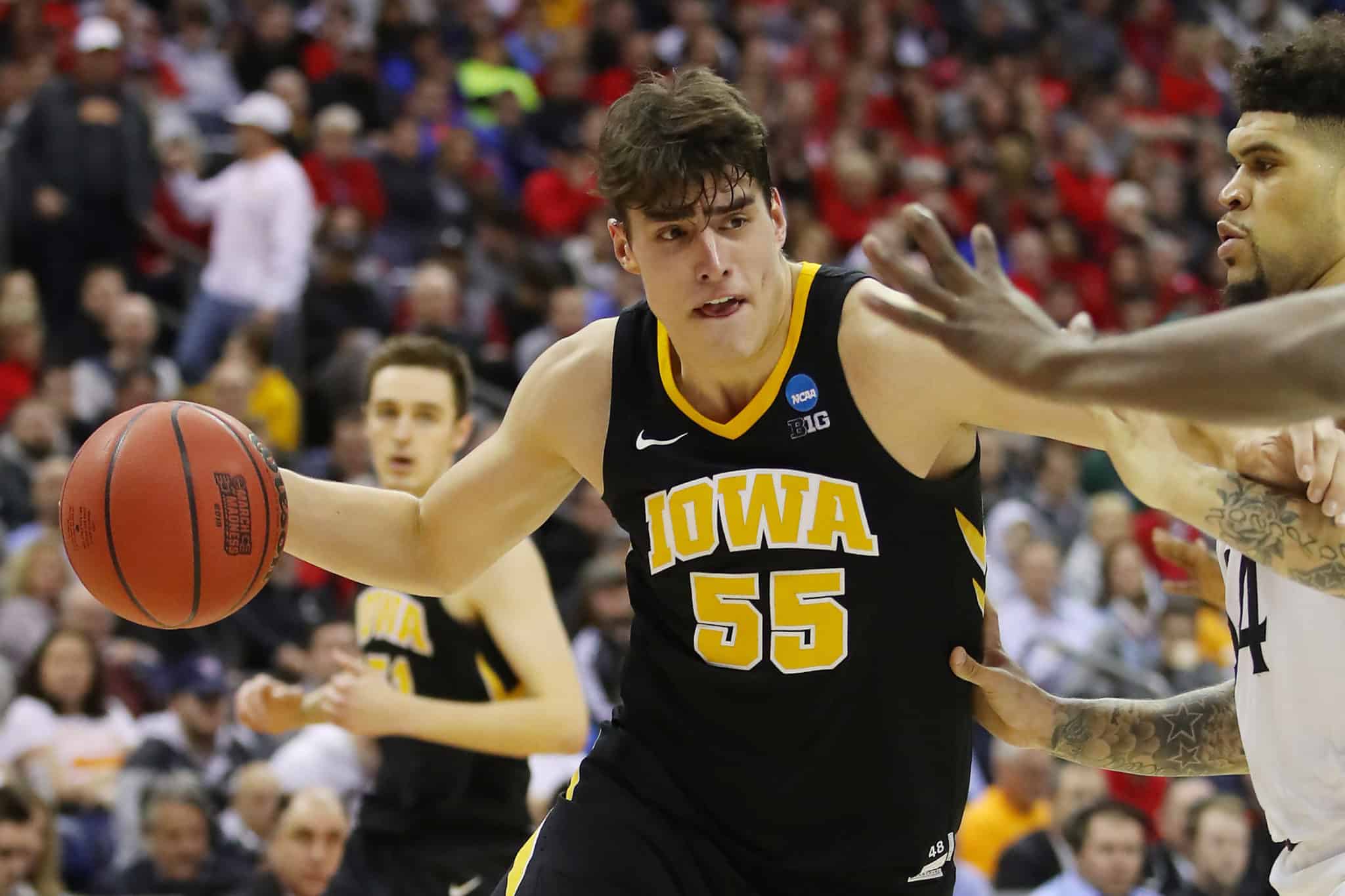 Iowa Hawkeye Luka Garza 