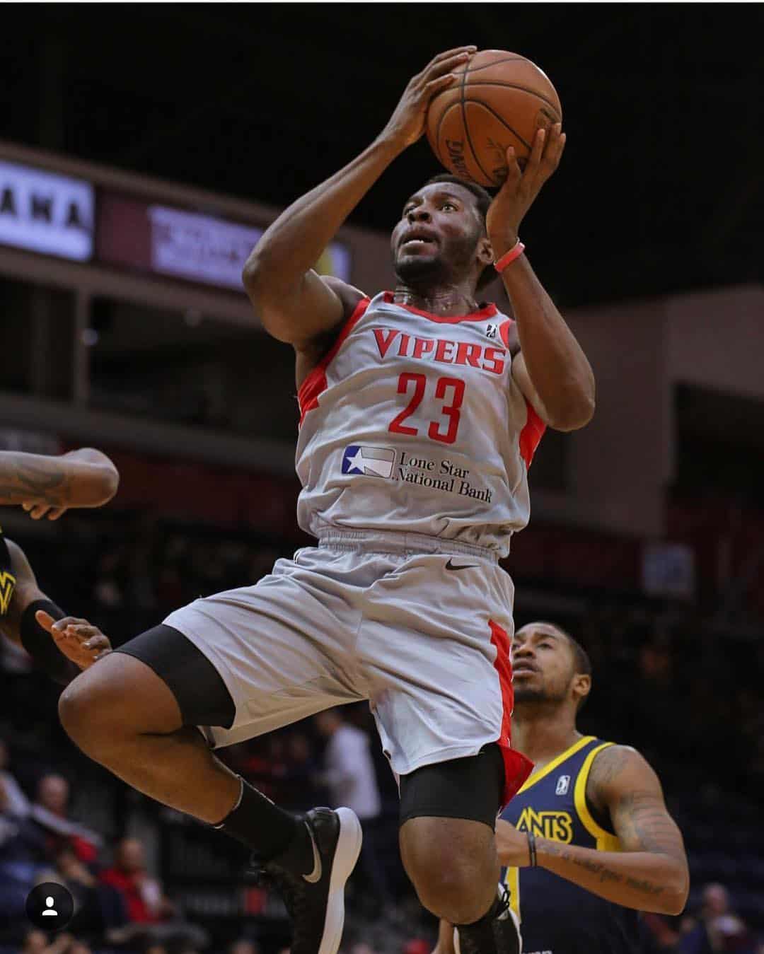 Onuaku playing for Vipers in G-League