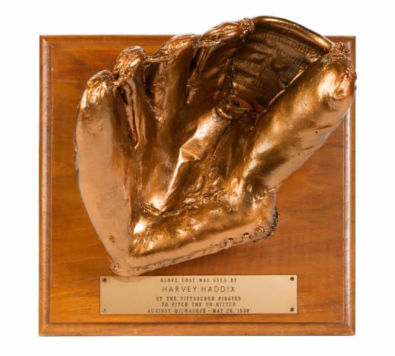 Gold Glove of Harvey Hardix