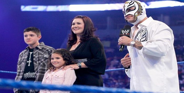 Dominic Mysterio With His Family