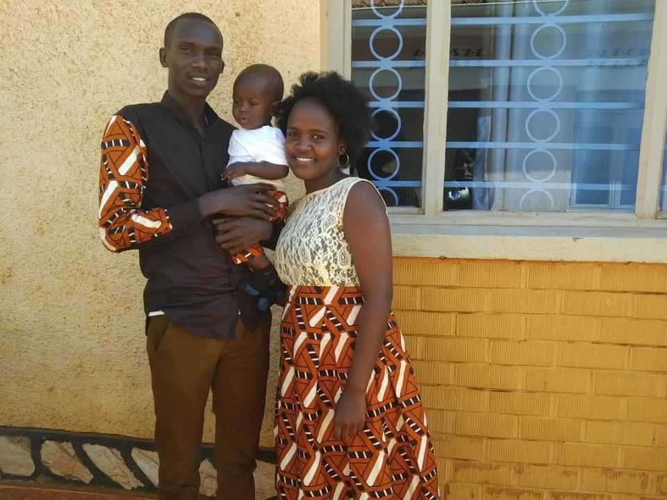 Joshua Cheptegi with his family