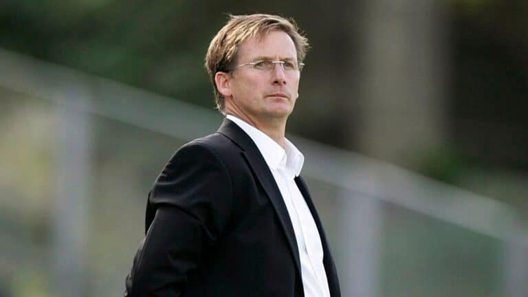 Glenn Roeder dies at the age of 65