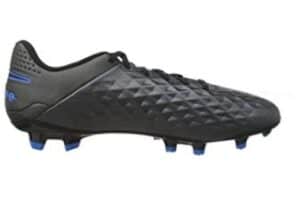 Legend 8 Academy Fg Football shoes
