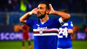 Fabio Quagliarella playing for his former team, Sampdoria.