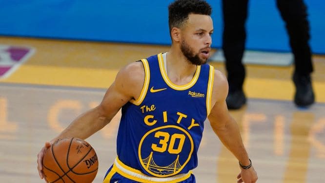 Stephen Curry at Chase Centre