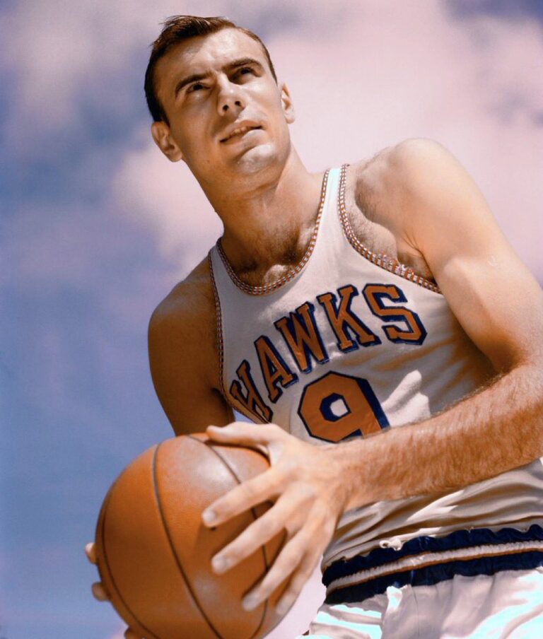 Bob Pettit Bio [2022 Update] Stats, Jersey & Net Worth Players Bio