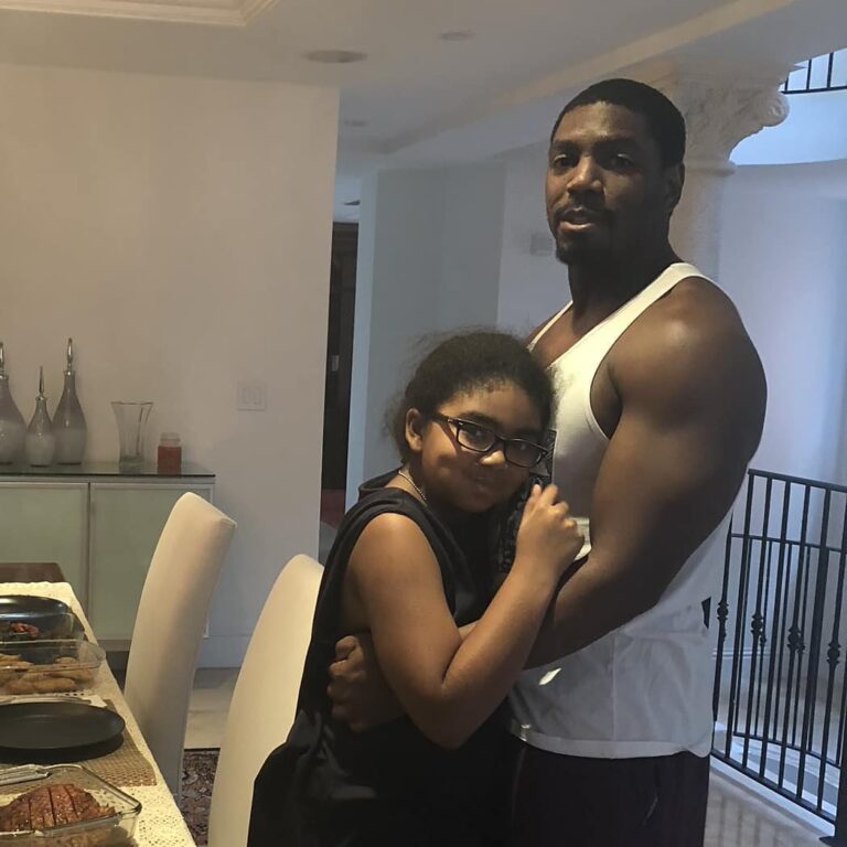 Jonathan Vilma Bio: Wife, Career, Net Worth & ESPN - Players Bio