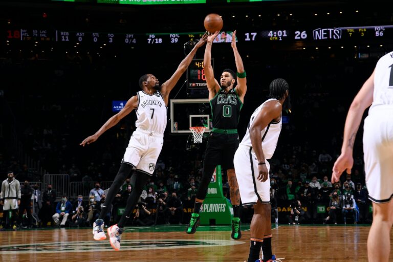 Jayson dominates Game 3