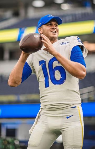 Jared Goff - Age, Bio, Birthday, Family, Net Worth