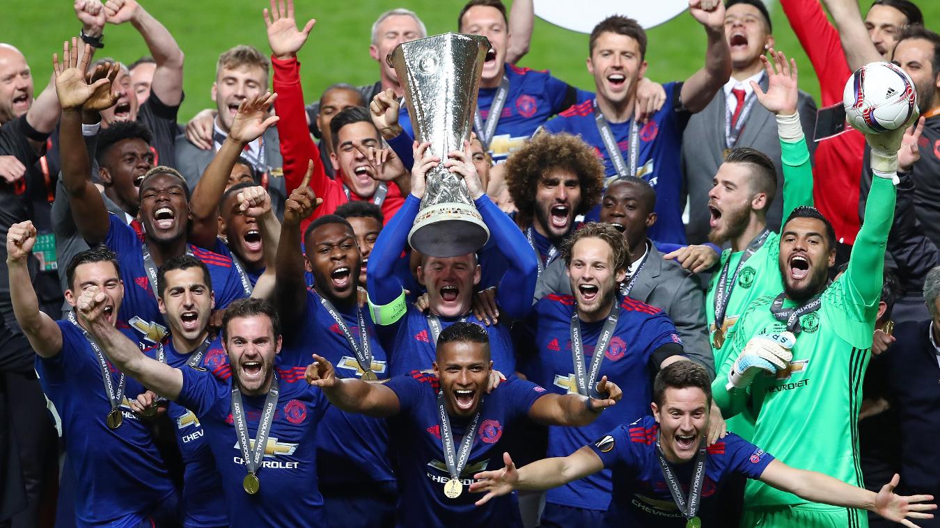 Manchester United lastly lifting trophy in year 2017 (Source Cricfooty)