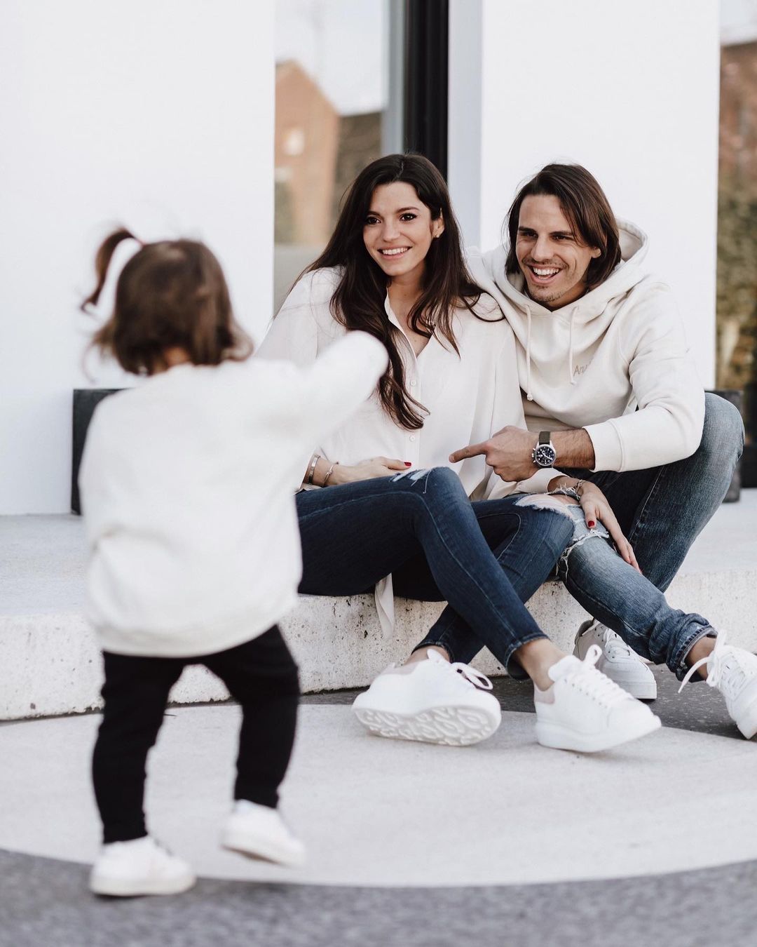 Yann Sommer With His Wife Alina, And Their Daughter