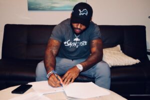 D'Andre Swift signing with Detroit Lions