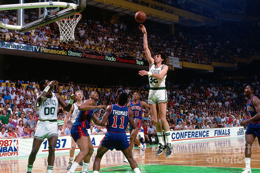Kevin McHale tries to score floater