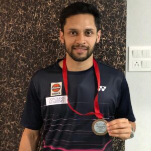Parupalli Kashyap posing with Verified Bronze medal at the Senior Nationals 2019