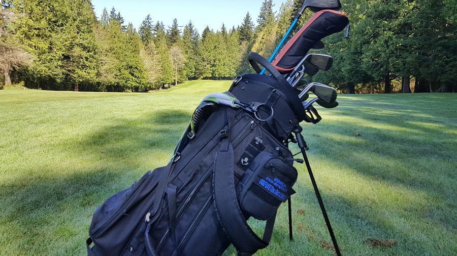 How to clean your golf bags?