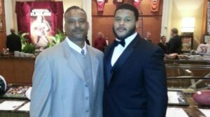 Aaron-Donald's Father with son Aaron