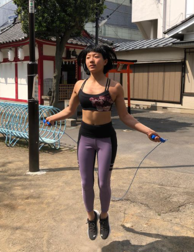 Ashima Shiraishi doing all what it takes, Skipping