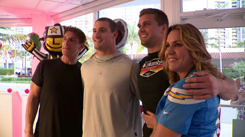 The Bosa sons with their parents.