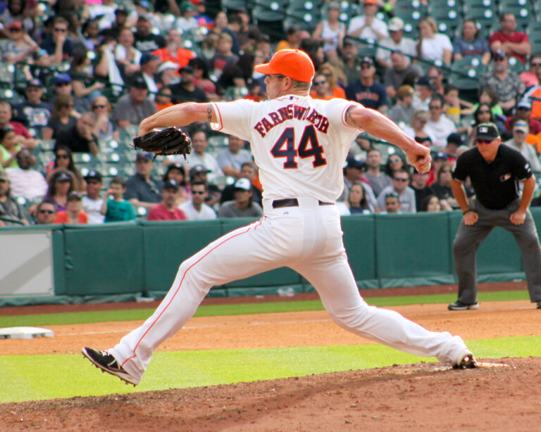Kyle_Farnsworth_Playing_Against_Astros