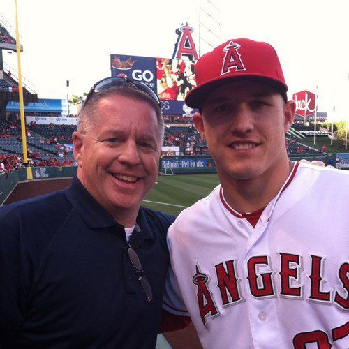 Mike-Trout-With-His-Father