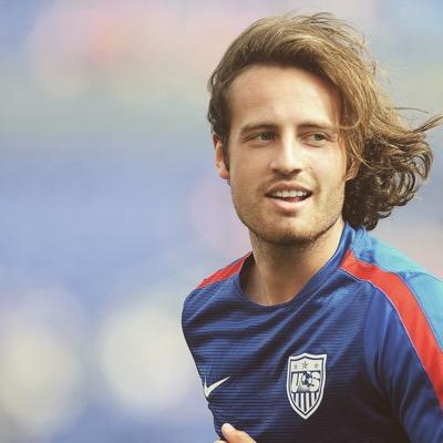 Mix Diskerud in a match