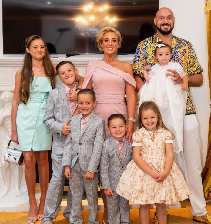 Paris Fury [2024 Update] Tyson Fury Wife, Net Worth Players Bio