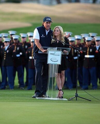 Amy Mickelson and Phil in an event