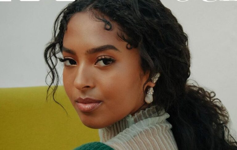 Natalia Diamante Bryant posing for the cover of Teen Vogue