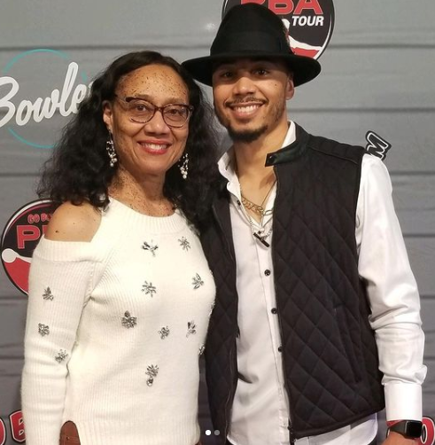 Mookie-Betts-and-his-mother-Diana-Collins