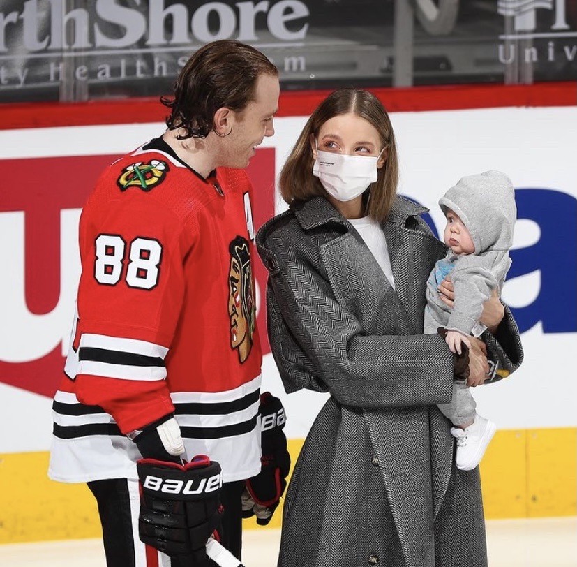 Patrick-Amanda-and-their-son-during-game