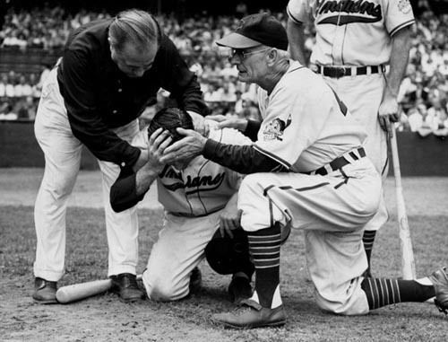 Ray Chapman injured during the game